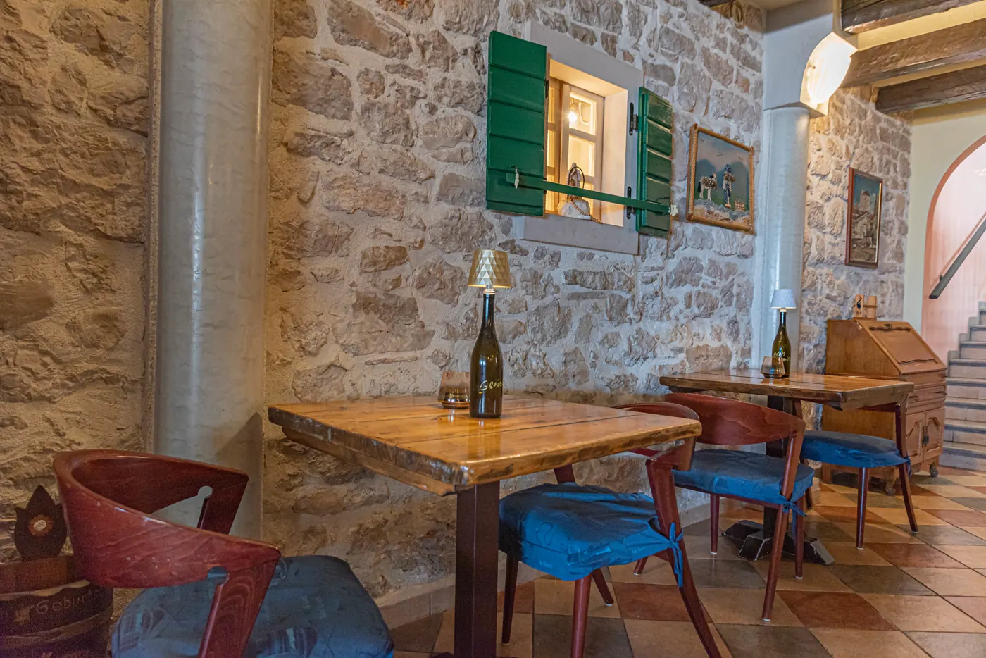 Interijer restorana Ća god